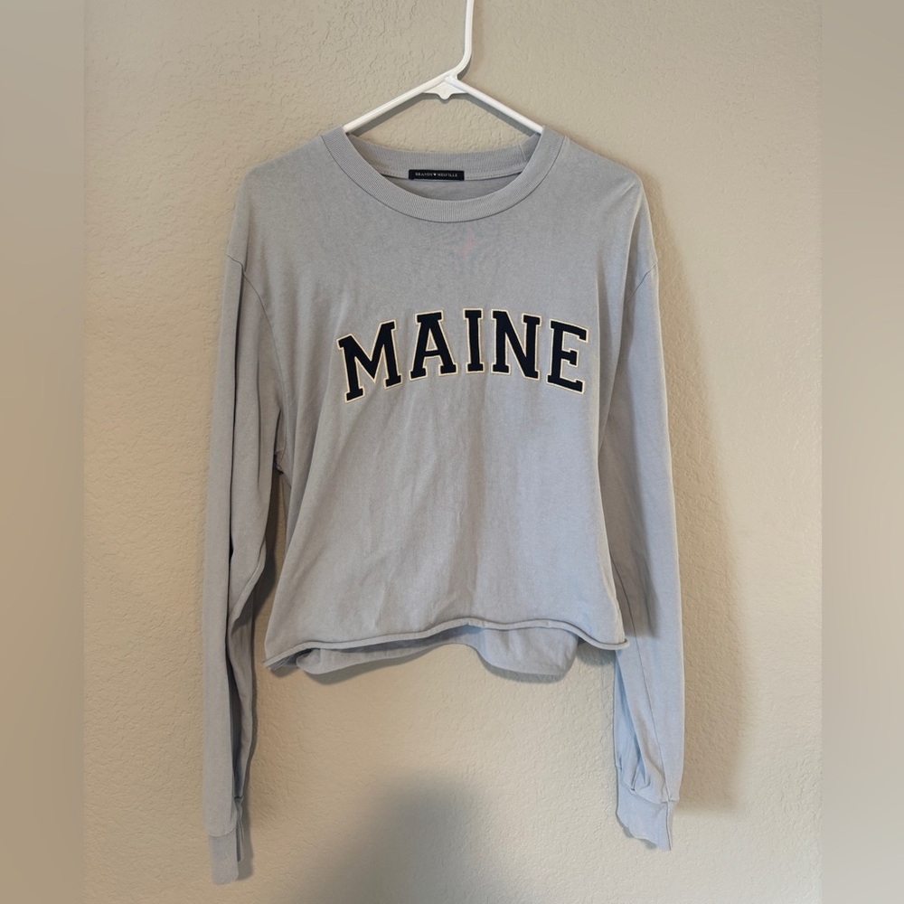 Brandy Melville MAINE Long Sleeve T-Shirt - Light Blue - Graphic Tee